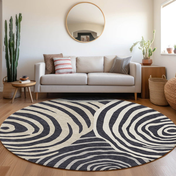 Homeroots 3' Beige Taupe And Green Abstract Washable Area Rug For Indoor And Outdoor High-traffic Spaces 8' Round Polyester 585834