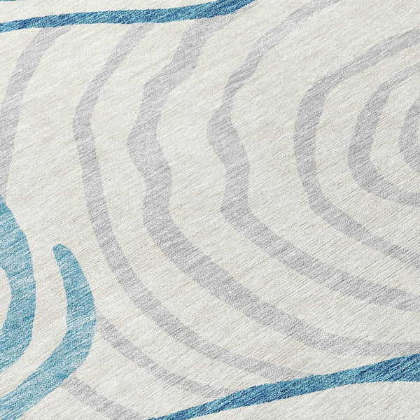 Homeroots 3' Beige Taupe And Green Abstract Washable Area Rug For Indoor And Outdoor High-traffic Spaces 8' Round Polyester 585894