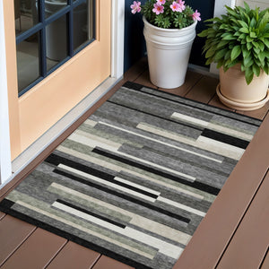 Homeroots 3' Stylish Black Charcoal And Gray Striped Washable Area Rug For Indoor And Outdoor Spaces 3' X 5' Polyester 585910