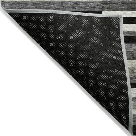 Homeroots 3' Stylish Black Charcoal And Gray Striped Washable Area Rug For Indoor And Outdoor Spaces 3' X 5' Polyester 585910