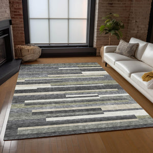 Homeroots 3' Stylish Black Charcoal And Gray Striped Washable Area Rug For Indoor And Outdoor Spaces 3' X 5' Polyester 585934
