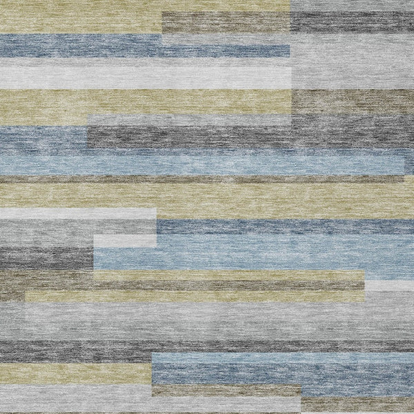 Homeroots 3' Stylish Black Charcoal And Gray Striped Washable Area Rug For Indoor And Outdoor Spaces 3' X 5' Polyester 585946