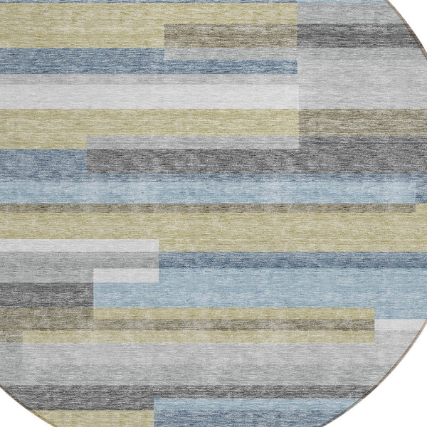 Homeroots 3' Stylish Black Charcoal And Gray Striped Washable Area Rug For Indoor And Outdoor Spaces 8' Round Polyester 585948