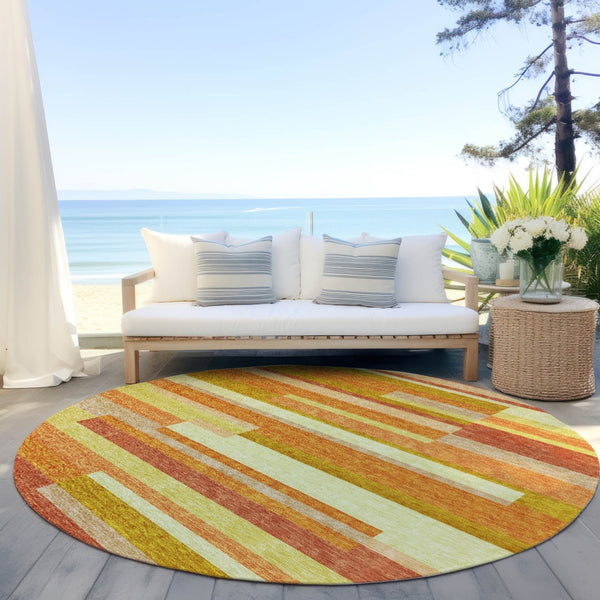Homeroots 3' Stylish Black Charcoal And Gray Striped Washable Area Rug For Indoor And Outdoor Spaces 8' Round Polyester 585960