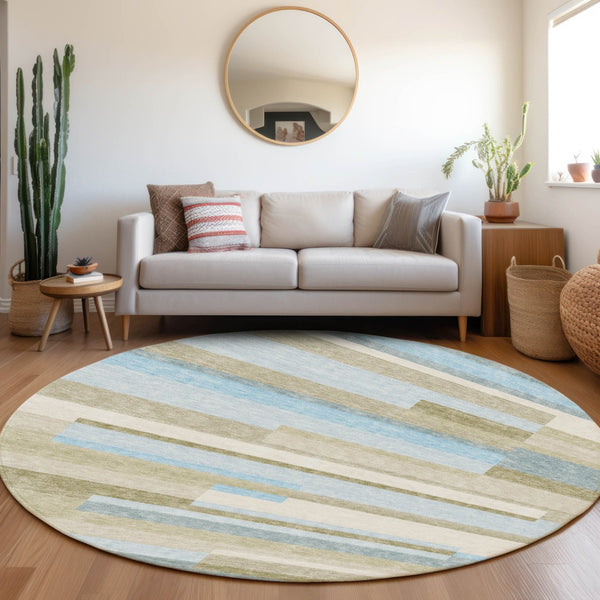 Homeroots 3' Stylish Black Charcoal And Gray Striped Washable Area Rug For Indoor And Outdoor Spaces 8' Round Polyester 585972