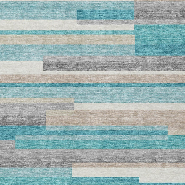 Homeroots 3' Stylish Black Charcoal And Gray Striped Washable Area Rug For Indoor And Outdoor Spaces 3' X 5' Polyester 585976