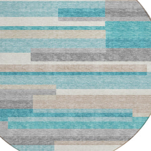 Homeroots 3' Stylish Black Charcoal And Gray Striped Washable Area Rug For Indoor And Outdoor Spaces 8' Round Polyester 585978