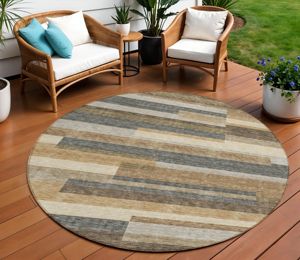 Homeroots 3' Stylish Black Charcoal And Gray Striped Washable Area Rug For Indoor And Outdoor Spaces 8' Round Polyester 585984