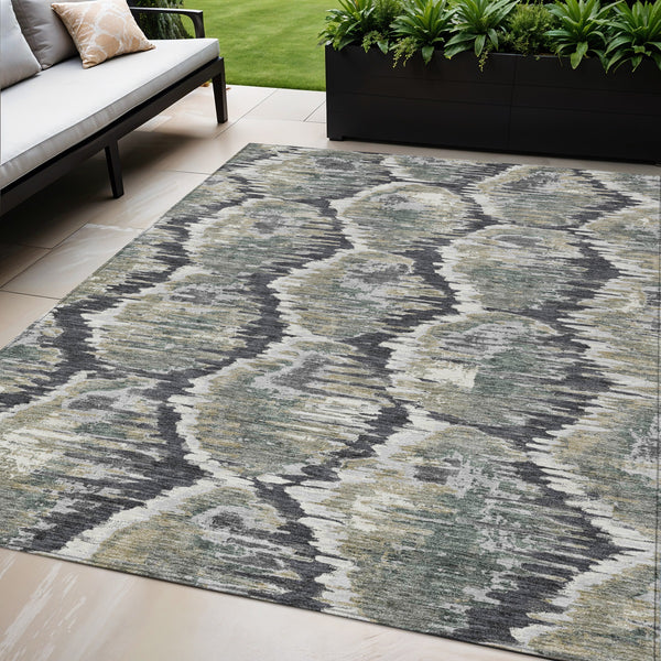 Homeroots 3' Black Charcoal And Silver Abstract Washable Area Rug For Indoor And Outdoor Spaces, Stylish Design 5' X 8' Polyester 586001