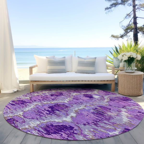 Homeroots 3' Black Charcoal And Silver Abstract Washable Area Rug For Indoor And Outdoor Spaces, Stylish Design 8' Round Polyester 586032