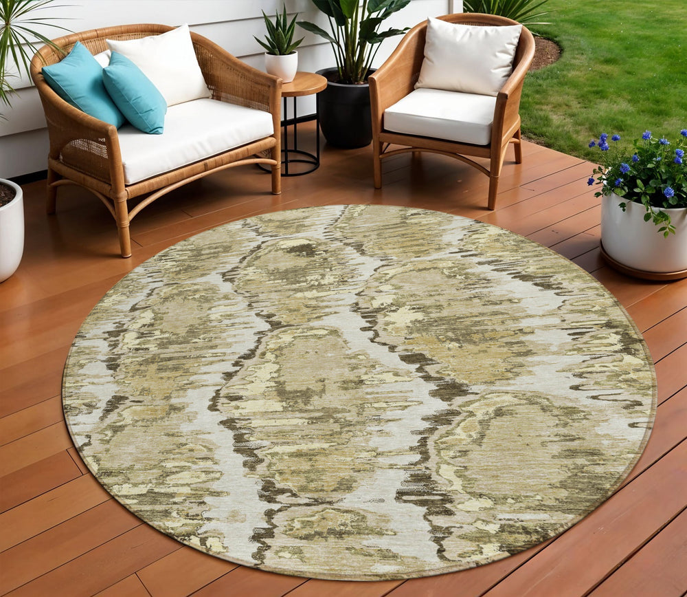 Homeroots 3' Black Charcoal And Silver Abstract Washable Area Rug For Indoor And Outdoor Spaces, Stylish Design 8' Round Polyester 586050