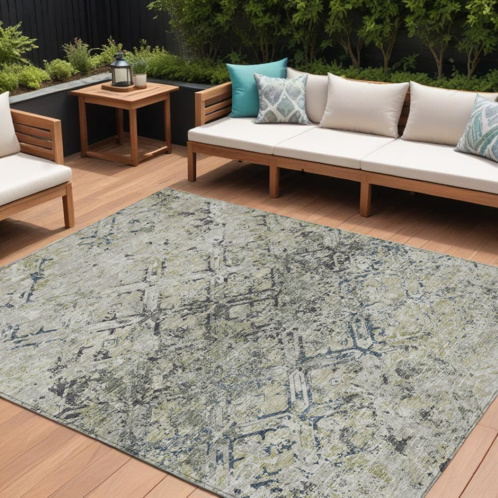 HomeRoots 9' Stylish Silver Gray Charcoal Geometric Area Rug - Durable, Washable for Indoor & Outdoor Use 9' X 12' 586112