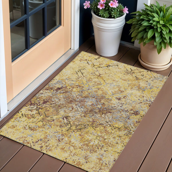 Homeroots 3' Beige Brown Copper Geometric Washable Indoor Outdoor Area Rug For Versatile Home Decor Solutions 3' X 5' Polyester 586120