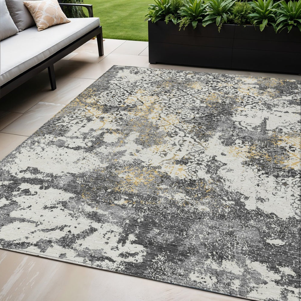 HomeRoots 5' Charcoal Gray and Silver Floral Area Rug - Stylish, Durable, and Washable for Indoor or Outdoor Use 5' X 8' 586145