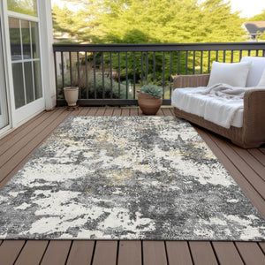 Homeroots 3' Floral Washable Area Rug In Artichoke & Fern Green - Perfect For Indoor & Outdoor Spaces! 5' X 8' Polyester 586145