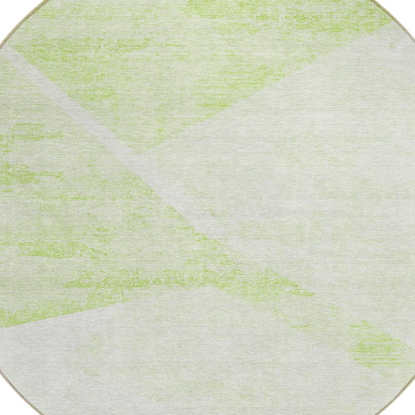 Homeroots 3' Abstract Washable Area Rug In Artichoke Green And Ivory - Perfect For Indoor And Outdoor Spaces 8' Round Polyester 586200