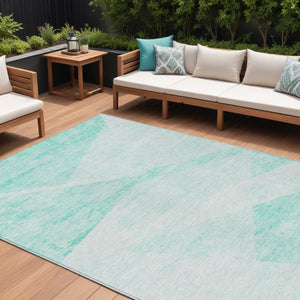 Homeroots 3' Abstract Washable Area Rug In Artichoke Green And Ivory - Perfect For Indoor And Outdoor Spaces 10' X 14' Polyester 586209
