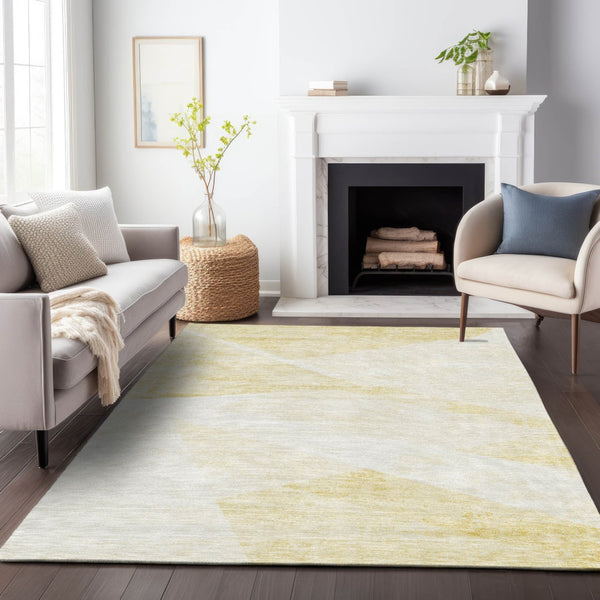 Homeroots 3' Abstract Washable Area Rug In Artichoke Green And Ivory - Perfect For Indoor And Outdoor Spaces 5' X 8' Polyester 586217