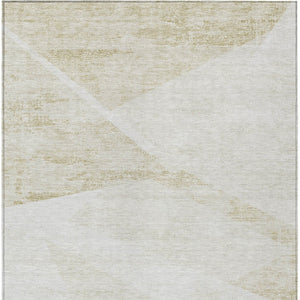 Homeroots 3' Abstract Washable Area Rug In Artichoke Green And Ivory - Perfect For Indoor And Outdoor Spaces 3' X 5' Polyester 586222