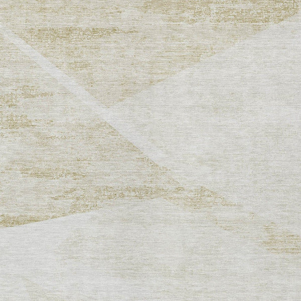 Homeroots 3' Abstract Washable Area Rug In Artichoke Green And Ivory - Perfect For Indoor And Outdoor Spaces 5' X 8' Polyester 586223