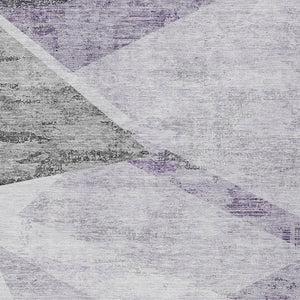 Homeroots 3' Abstract Washable Area Rug In Artichoke Green And Ivory - Perfect For Indoor And Outdoor Spaces 9' X 12' Polyester 586232