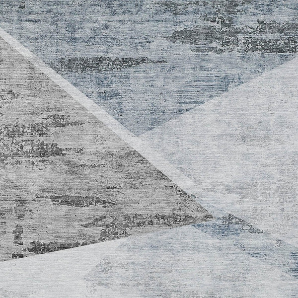 Homeroots 3' Abstract Washable Area Rug In Artichoke Green And Ivory - Perfect For Indoor And Outdoor Spaces 5' X 8' Polyester 586235