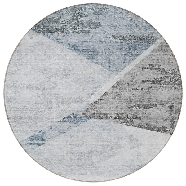 Homeroots 3' Abstract Washable Area Rug In Artichoke Green And Ivory - Perfect For Indoor And Outdoor Spaces 8' Round Polyester 586236