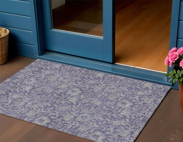 Homeroots 3' Elegant Blue Gray Charcoal Floral Washable Area Rug For Indoor Or Outdoor Spaces, Durable Design 3' X 5' Polyester 586264