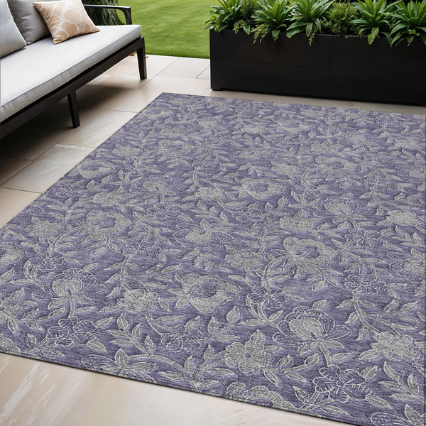 Homeroots 3' Elegant Blue Gray Charcoal Floral Washable Area Rug For Indoor Or Outdoor Spaces, Durable Design 5' X 8' Polyester 586265