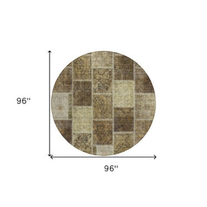 Homeroots 3' Brown Beige And Taupe Patchwork Washable Area Rug - Perfect For Indoor And Outdoor Spaces! 8' Round Polyester 586308