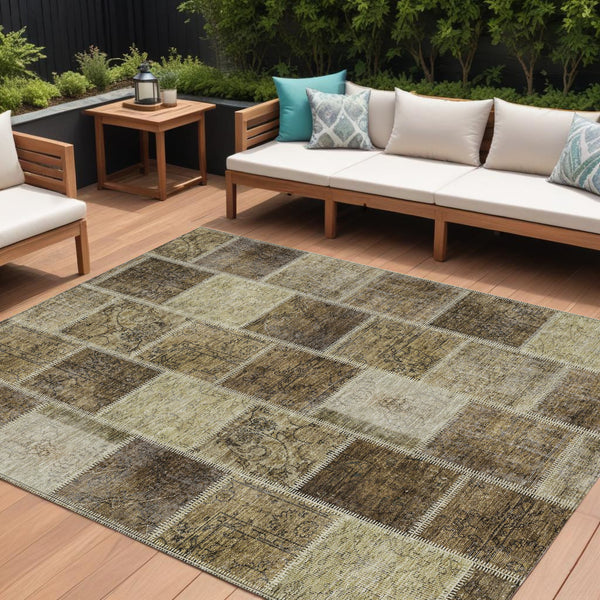 Homeroots 3' Brown Beige And Taupe Patchwork Washable Area Rug - Perfect For Indoor And Outdoor Spaces! 9' X 12' Polyester 586310