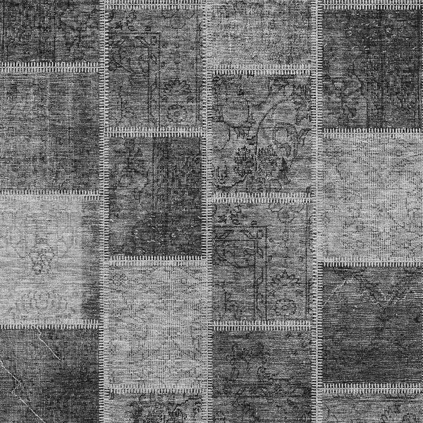 Homeroots 3' Brown Beige And Taupe Patchwork Washable Area Rug - Perfect For Indoor And Outdoor Spaces! 3' X 5' Polyester 586312