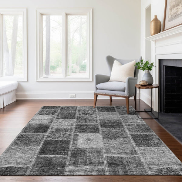 Homeroots 3' Brown Beige And Taupe Patchwork Washable Area Rug - Perfect For Indoor And Outdoor Spaces! 8' X 10' Polyester 586315