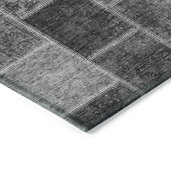 Homeroots 3' Brown Beige And Taupe Patchwork Washable Area Rug - Perfect For Indoor And Outdoor Spaces! 9' X 12' Polyester 586316