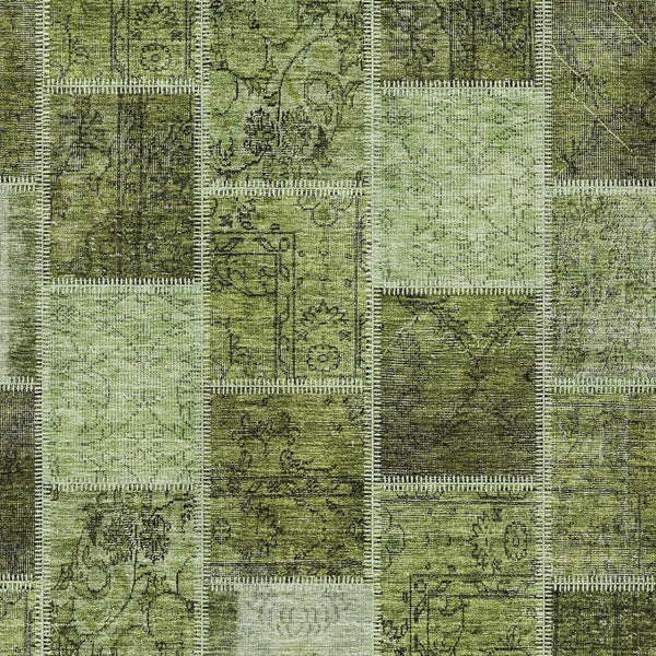 Homeroots 3' Brown Beige And Taupe Patchwork Washable Area Rug - Perfect For Indoor And Outdoor Spaces! 3' X 5' Polyester 586318