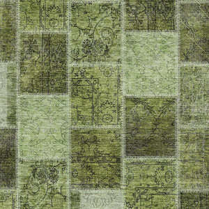 Homeroots 3' Brown Beige And Taupe Patchwork Washable Area Rug - Perfect For Indoor And Outdoor Spaces! 5' X 8' Polyester 586319