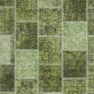 Homeroots 3' Brown Beige And Taupe Patchwork Washable Area Rug - Perfect For Indoor And Outdoor Spaces! 8' X 10' Polyester 586321