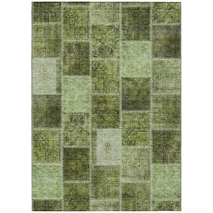 HomeRoots 9' Olive Green and Artichoke Green Patchwork Washable Area Rug for Indoor and Outdoor Spaces 9' X 12' 586322