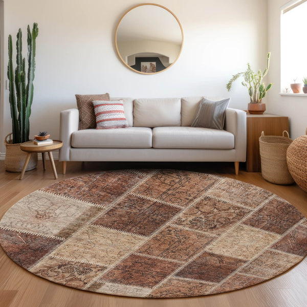 Homeroots 3' Brown Beige And Taupe Patchwork Washable Area Rug - Perfect For Indoor And Outdoor Spaces! 8' Round Polyester 586326