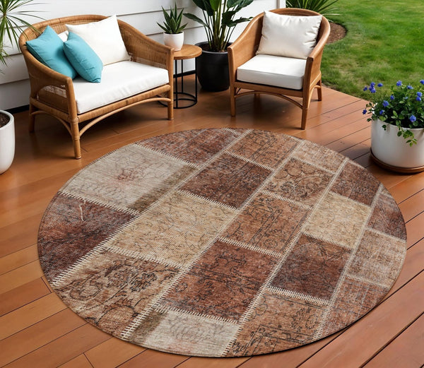 Homeroots 3' Brown Beige And Taupe Patchwork Washable Area Rug - Perfect For Indoor And Outdoor Spaces! 8' Round Polyester 586326