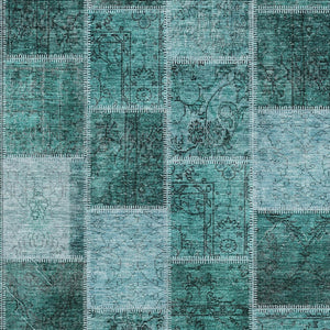 Homeroots 3' Brown Beige And Taupe Patchwork Washable Area Rug - Perfect For Indoor And Outdoor Spaces! 8' X 10' Polyester 586333