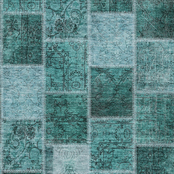 Homeroots 3' Brown Beige And Taupe Patchwork Washable Area Rug - Perfect For Indoor And Outdoor Spaces! 10' X 14' Polyester 586335