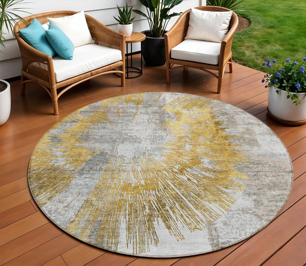 Homeroots 3' Artichoke Green Gray Charcoal Abstract Washable Area Rug For Indoor Outdoor Spaces, Durable Comfort 8' Round Polyester 586350
