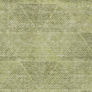Homeroots 3' Geometric Washable Indoor Outdoor Area Rug In Artichoke And Fern Green For Stylish Spaces 3' X 5' Polyester 586486