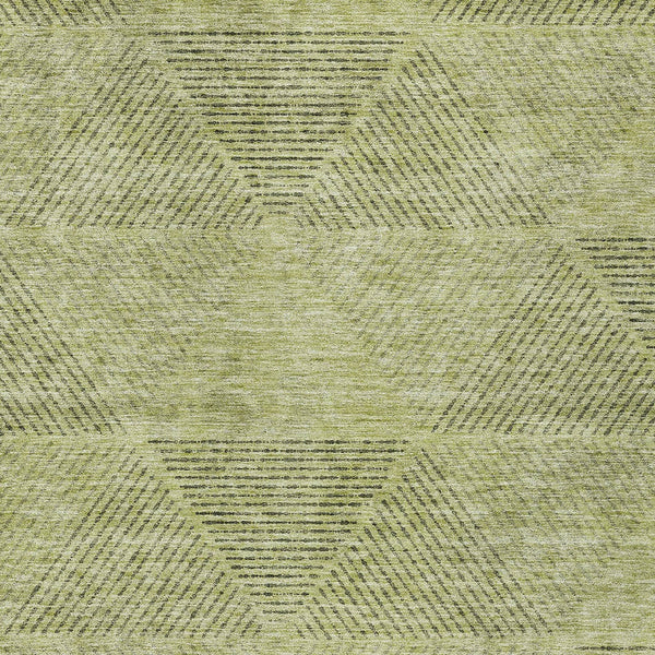 Homeroots 3' Geometric Washable Indoor Outdoor Area Rug In Artichoke And Fern Green For Stylish Spaces 3' X 5' Polyester 586486