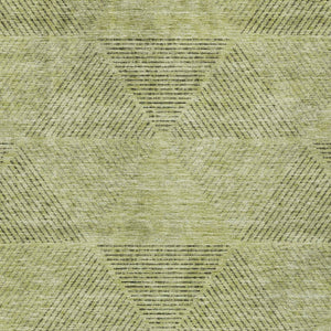 Homeroots 3' Geometric Washable Indoor Outdoor Area Rug In Artichoke And Fern Green For Stylish Spaces 5' X 8' Polyester 586487