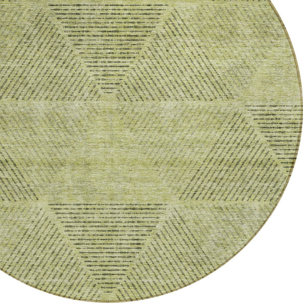 Homeroots 3' Geometric Washable Indoor Outdoor Area Rug In Artichoke And Fern Green For Stylish Spaces 8' Round Polyester 586488