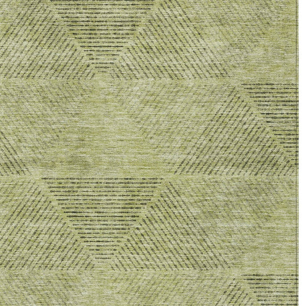 Homeroots 3' Geometric Washable Indoor Outdoor Area Rug In Artichoke And Fern Green For Stylish Spaces 8' X 10' Polyester 586489