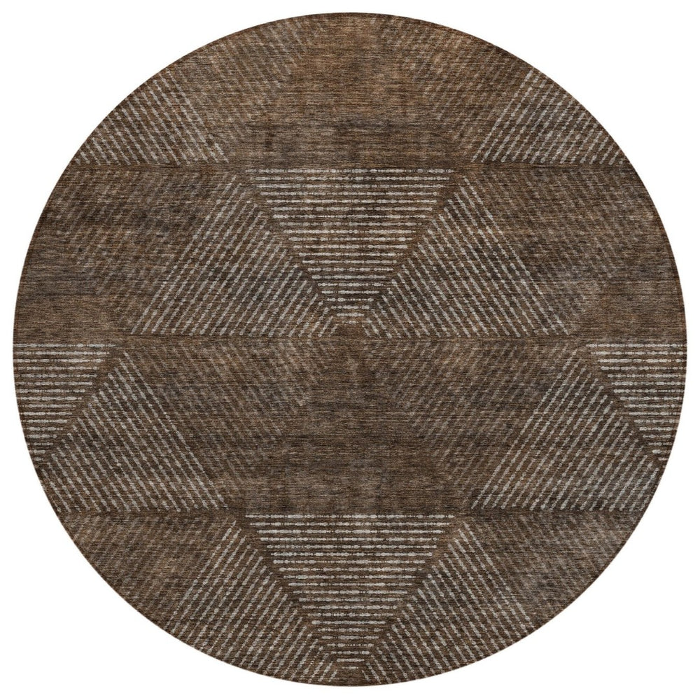 HomeRoots 5' Modern Brown and Taupe Geometric Washable Area Rug for Indoor and Outdoor High-Traffic Spaces 8' Round 586494