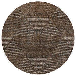 HomeRoots 5' Modern Brown and Taupe Geometric Washable Area Rug for Indoor and Outdoor High-Traffic Spaces 8' Round 586494